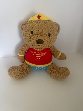 Hallmark Wonder Woman Plush Teddy Bear Cape Sitting 11-12” Sewn Eyes Tan Cute
